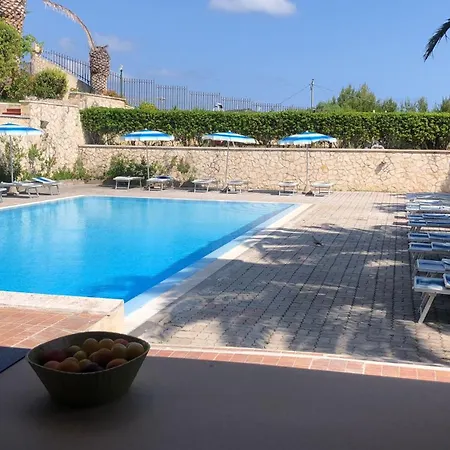 Ξενοδοχείο με διαμερίσματα Amica Βιέστε