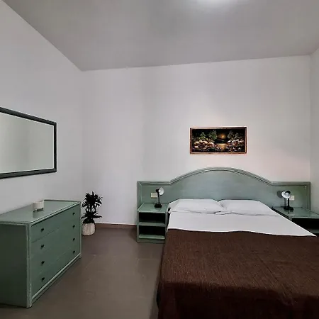 Ξενοδοχείο με διαμερίσματα Amica