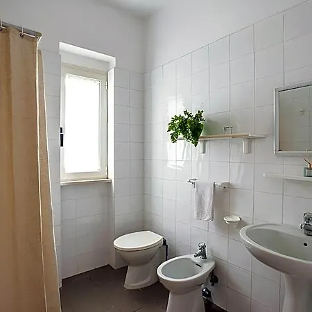 Amica Aparthotel 4*